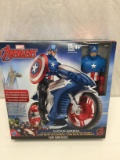 Marvel Avengers Captain America with Battle Cycle