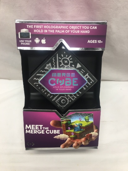 Meet the Merge Cube/Hold Holograms in Your Hand