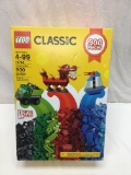 LEGO Classic Creative Box 900 Piece Set