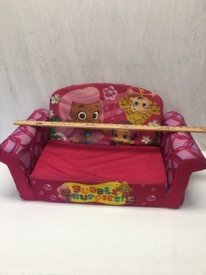 bubble guppies couch