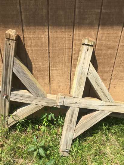 (2) 8 Foot Clothes Line Posts (Local Pick Up Only)