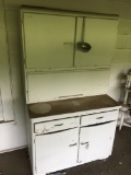 Old Hoosier Cabinet/Bakers Cabinet with Built In Sifter/Bin (Local Pick Up Only)