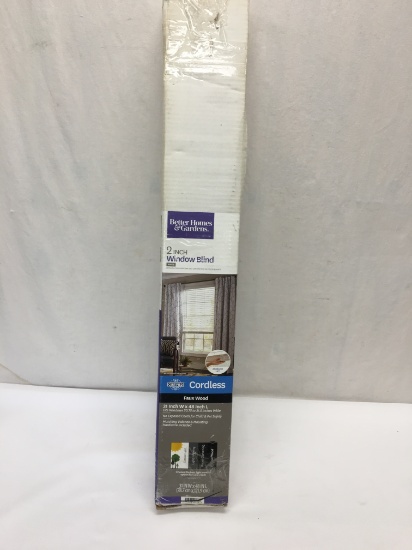 Better Homes & Gardens 2in Cordless Faux Wood Blind/31in X 48in