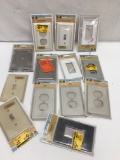 (13) Décor Wall Plates