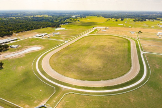 Tract4: 49.2 Acres w/Texas Licensed Training Track, Equipment Bldg, 2 Stock Ponds and Loafing Sheds