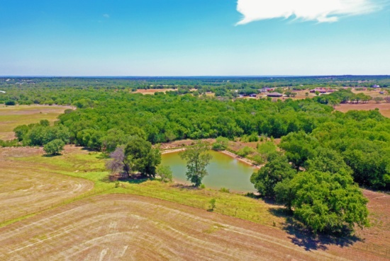 Barndominium on 150 Acres divided in 6 Tracts