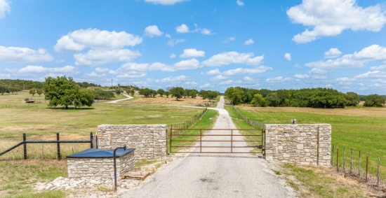 400ac Bluff Dale Ranch divided in 9 Tracts