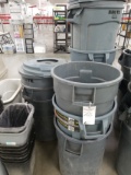 Rubbermaid Brute Trash Cans With Lids (Bid Price x10)