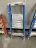 Louisville 2 Ft. Fiberglass Step Ladder