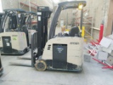 Crown RC5530-30 Counterbalanced Forklift