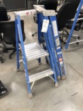 Louisville 2ft Fiber Glass Step Ladders
