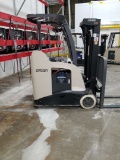 Crown Model: RC5535-30 Electric Counter Balanced Forklift