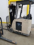 Crown Model: RC5530C-30 Electric Counter Balanced Forklift
