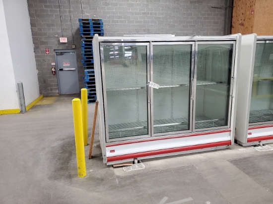 Kysor/Warren Model Number: QIV5V14-03UN, Three Door Glass Freezer