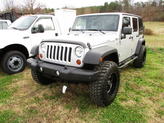 2010 JEEP WRANGLER RUBICON 4WD, VIN 1J4HA6H14AL182814, 3.8L V6 ENG, A/T, LONGITUDE LATITUDE EQUIPPED