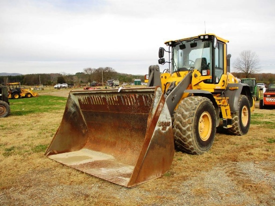 2014 VOLVO L90G LOADER, S/N VCE0L90GC0S617355, Q/C, GPB, ECAB W/A/C, HEAT, REVERSE CAMERA, FRONT * R