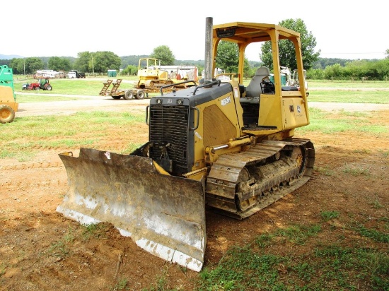 JOHN DEERE 450H CRAWLER TRACTOR, S/N N/A, SBG, 8' 6WB, OROPS