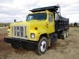 1999 INTERNATIONAL NAVISTAR 2574 T/A DUMP TRUCK, VIN 1HTGGAHRXYH209006, ISM CUMMINS ENG, A/T ALLISSO