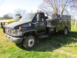 2005 CHEVROLET C5500 SVC TRUCK, VIN 1GBJ5C12X5F527723, DURAMAX DIESEL ENG, A/T, 16' SVC BED W/OUTRIG