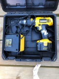 DEWALT DRILL