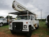 1986 INTERNATIONAL S1700 BKT TRUCK, VIN 1HTLCHXN5GHA20895, INT ENG, A/T, 2 MAN BKT LIFT, OUTRIGGERS,