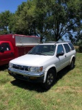 1998 NISSAN PATHFINDER, VIN JN8AR05YXWW269318, 6 CYL ENG, 288,281 ODO MILES