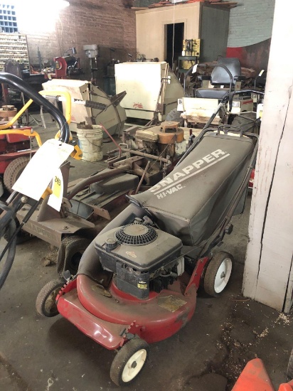 SNAPPER 18" HI-VAC PUSHMOWER WITH BAGGER ATTACHMENT