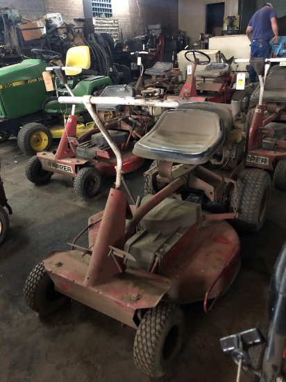 SNAPPER 30" RIDING MOWER