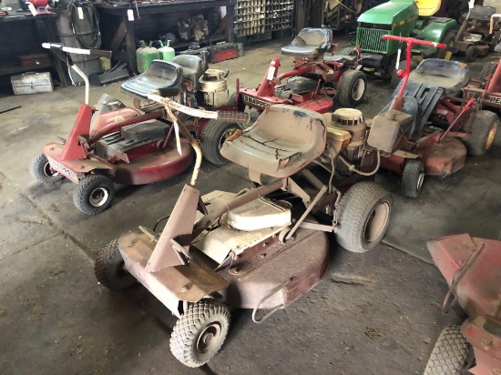 SNAPPER 28" RIDING MOWER