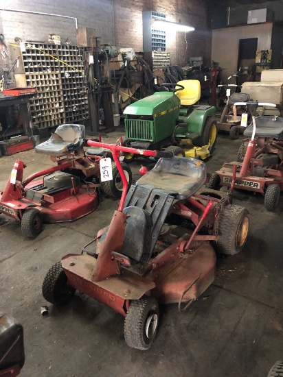***SALVAGE*** SNAPPER 28" RIDING MOWER