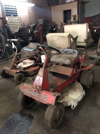 ROOF LARIAT 30 RIDING MOWER