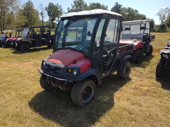 IR XR1550 SIDE BY SIDE, 4WD, ENCLOSED CAB, DIESEL ENG, S/N RY1039-132725, 1860 MTR HRS