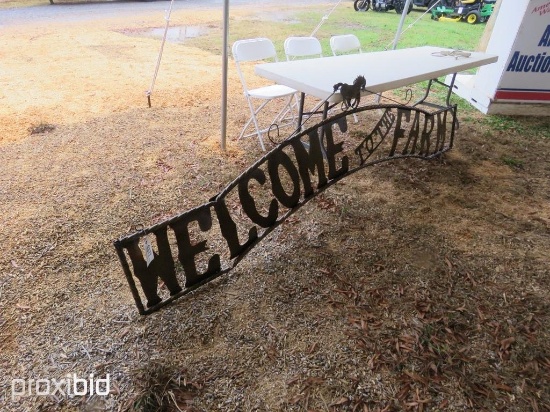 WELCOME TO THE FARM SIGN