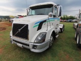 2011 Volvo VNL SLEEPER CAB Truck, VIN # 4V4NC9EG6BN293873