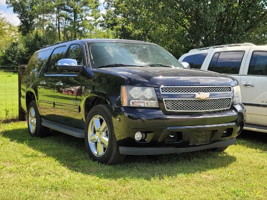 2011 Chevrolet Suburban Multipurpose Vehicle (MPV), VIN # 1GNSKHE34BR371754