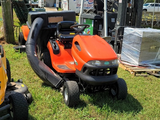 SCOTTS BY JOHN DEERE RIDING MOWER