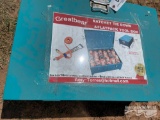 RATCHET TIE DOWN X16 & FLAT PACK TOOL BOX