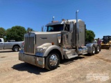 2005 Kenworth W900 Truck, VIN # 1XKWDB9X45J074294