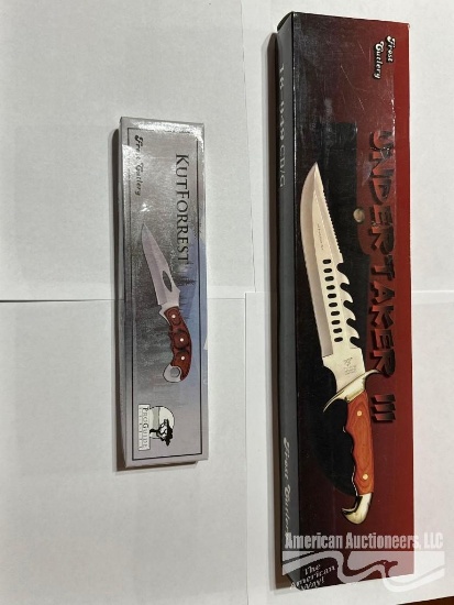 (2) FIXED BLADE KNIVES