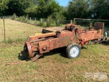 INTERNATIONAL 420 HAY BALER