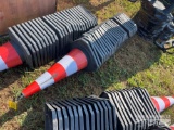 STACK 25 CAUTION CONES
