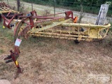 NEW HOLLAND 256 HAY RAKE