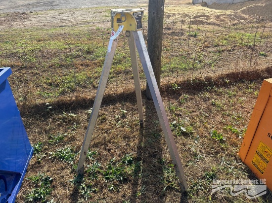 CONSTRUCTION MSA WORKMAN TRIPOD