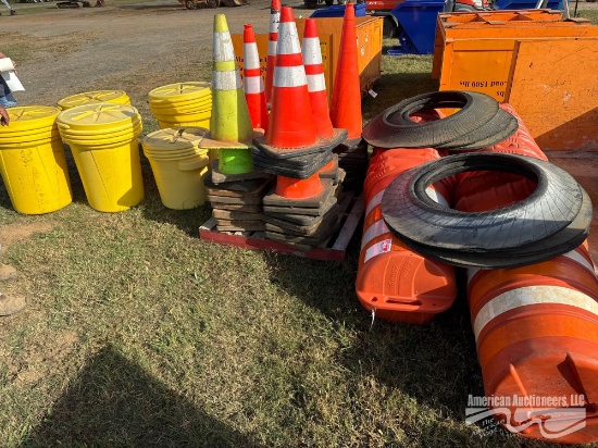 SPILL KITS, TRAFFIC CONES, CAUTION CONES
