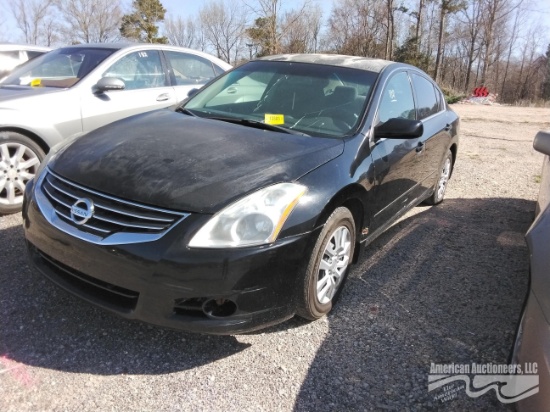 2010 NISSAN ALTIMA PASSENGER CAR