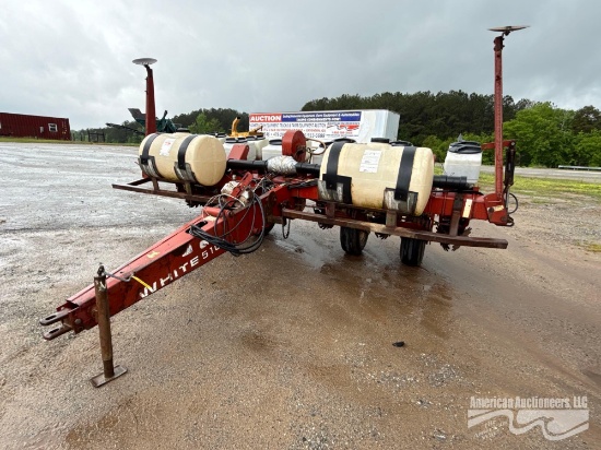 WHITE 5100 SIX ROW PLANTER