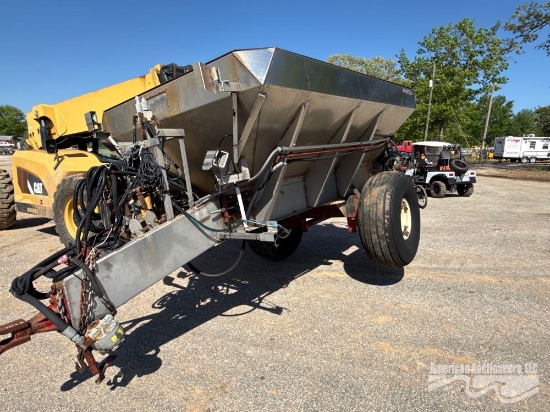10' HYDRAULIC FERTILIZER TAG ALONG SPREADER