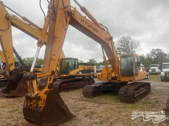 HYUNDAI 250LC-3 EXCAVATOR