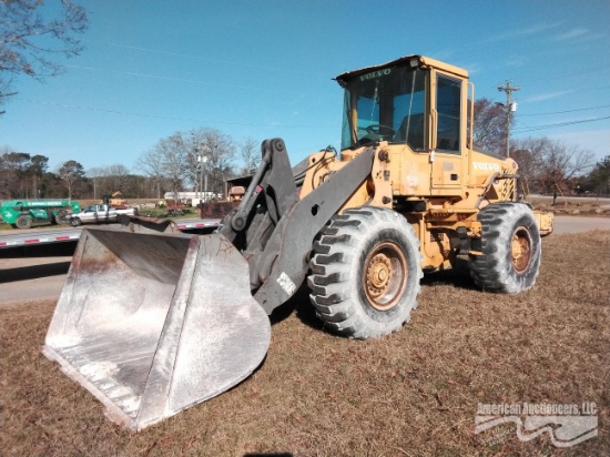 2005 VOLVO L70E WHEEL LOADER