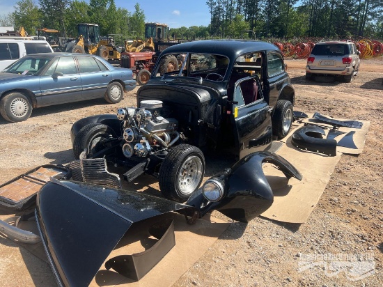 1940 CHEVROLET SEDAN (2) DOOR ***INOP** BILL OF SALE ONLY